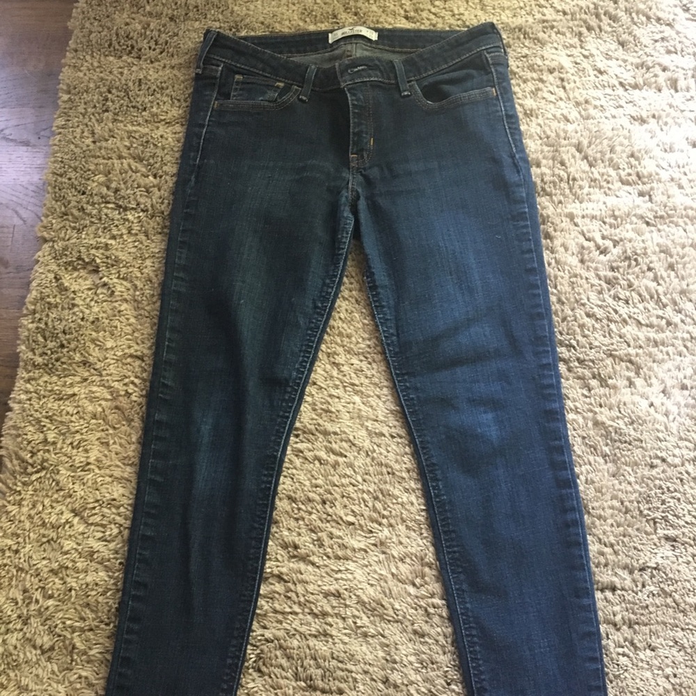 Hollister skinny jeans